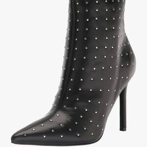 Nine West Studded Black Heeled Booties with Sleek Silhouette